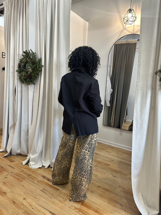 Felina Distressed Jean