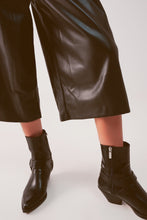 Load image into Gallery viewer, Faux Leather Culottes – Black