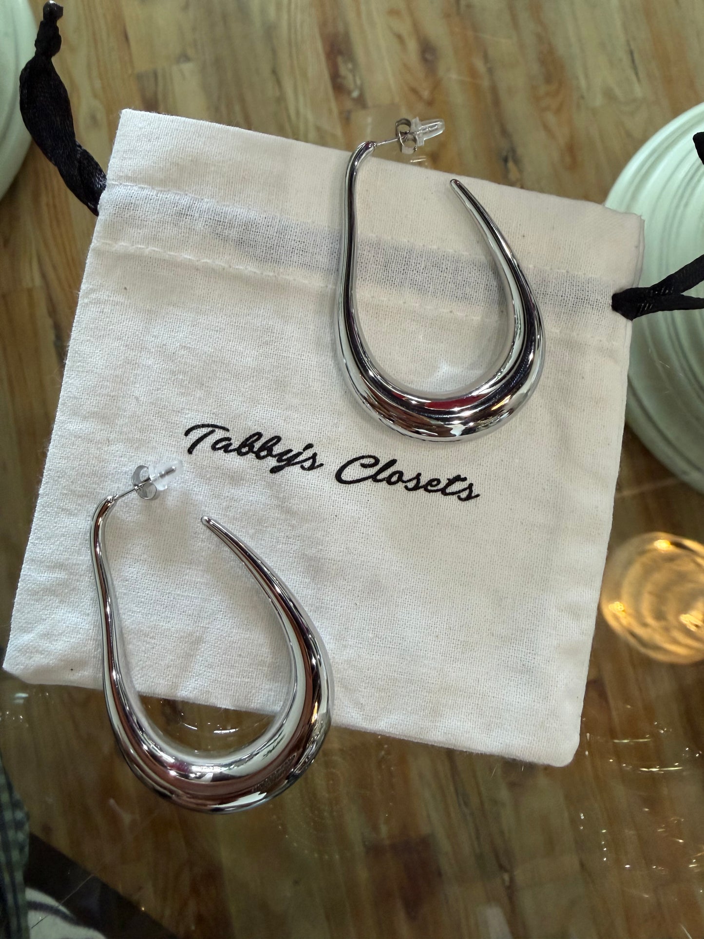 Sculpted Teardrop Statement Hoops