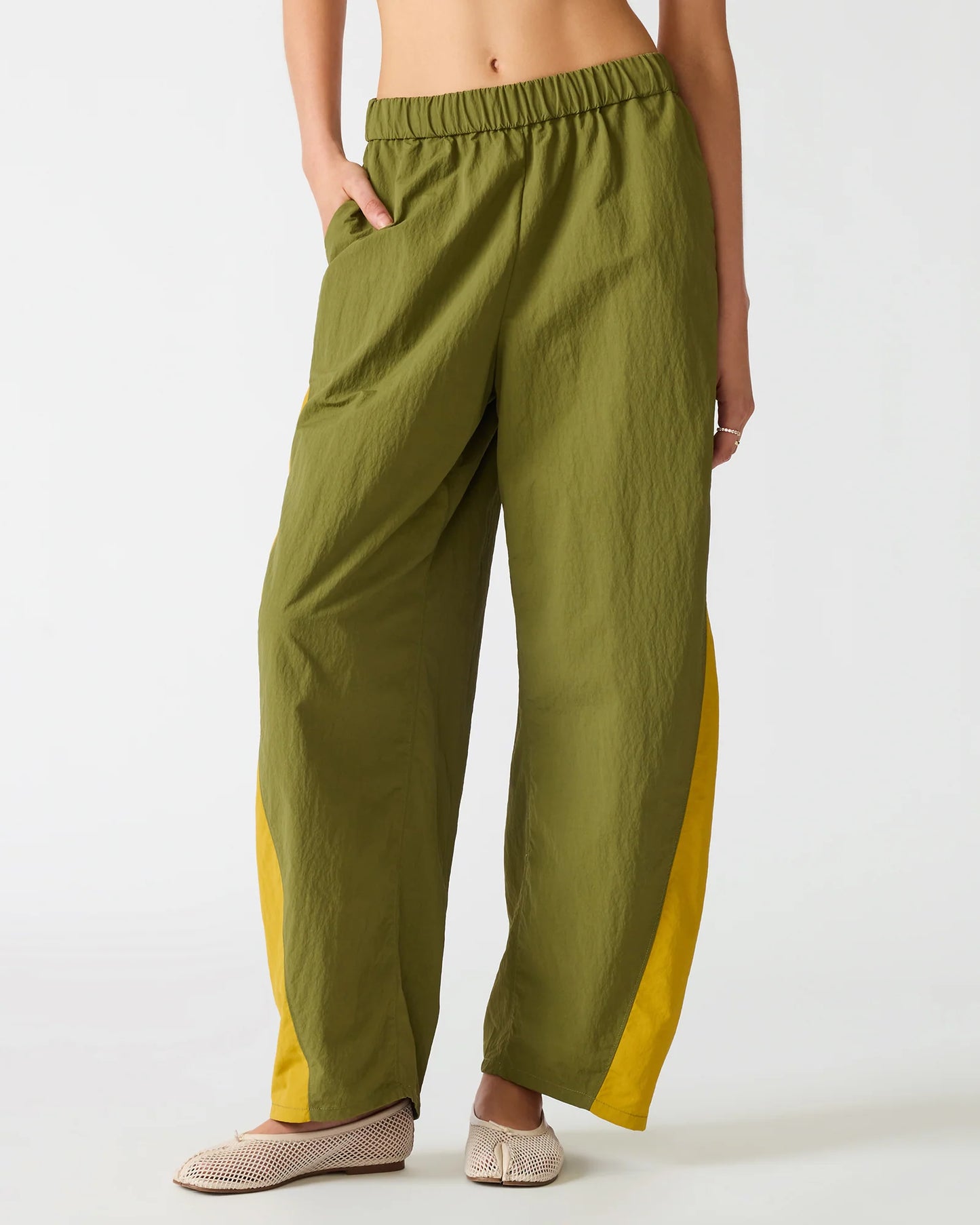 Olive Grove Wide-Leg Pant