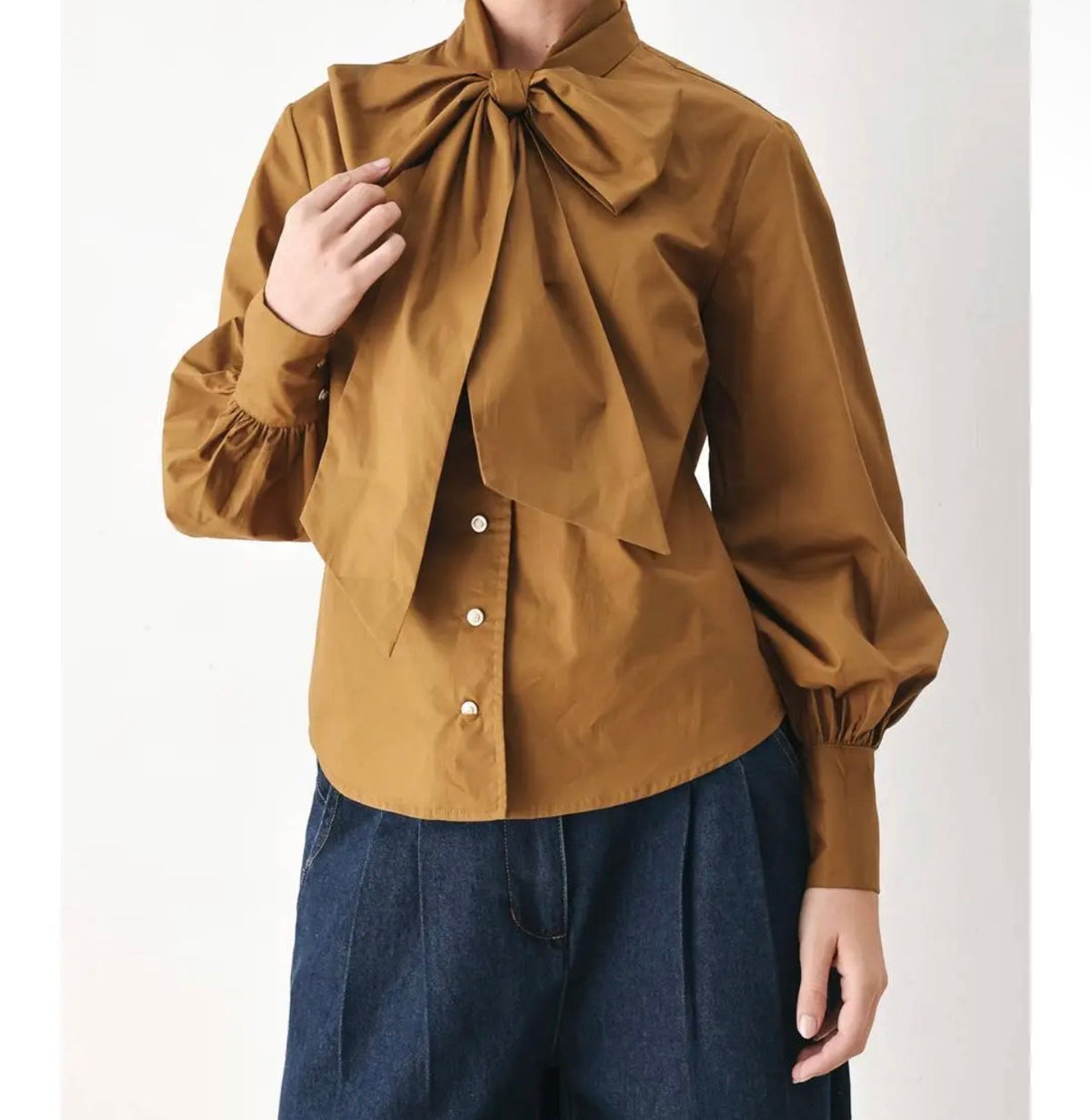 Statement Bow Cotton Blouse — Caramel & White