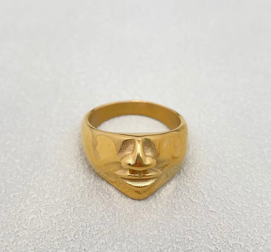 The Golden Muse Face Ring