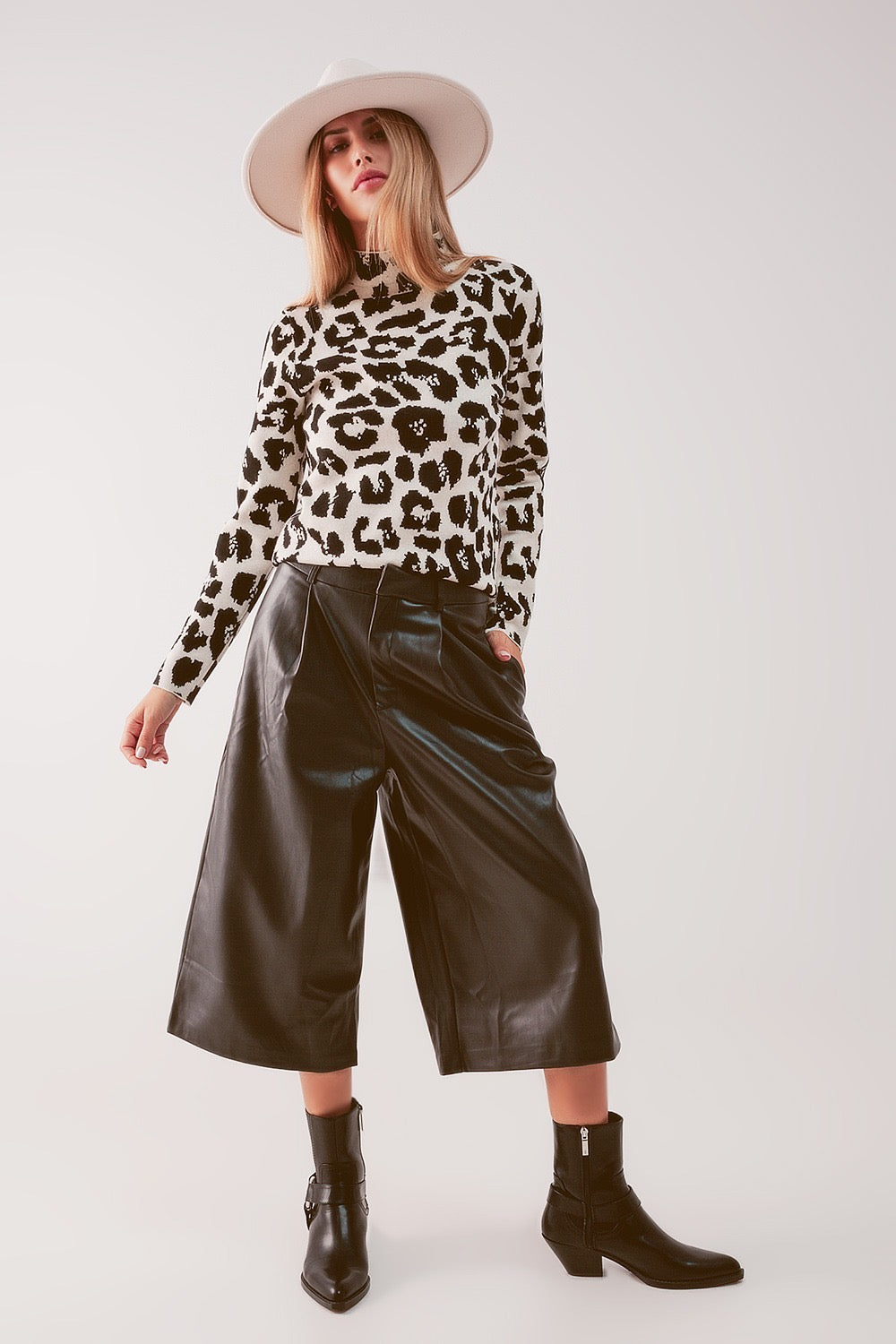 Faux Leather Culottes – Black