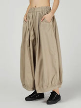 Load image into Gallery viewer, Balloon Palazzo Pants
